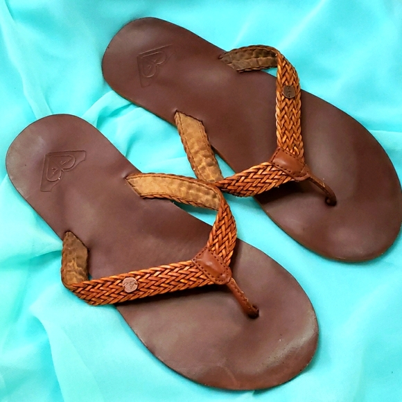 Roxy Shoes | Roxy Lola Ii Weave Thong Sandal Flip Flops Brown 9 | Poshmark